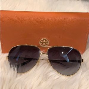 TORY BURCH Aviator sunglasses
